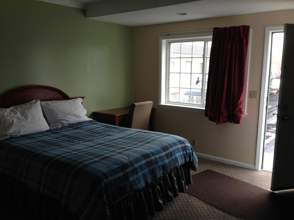 Relax Inn Webster Exterior foto